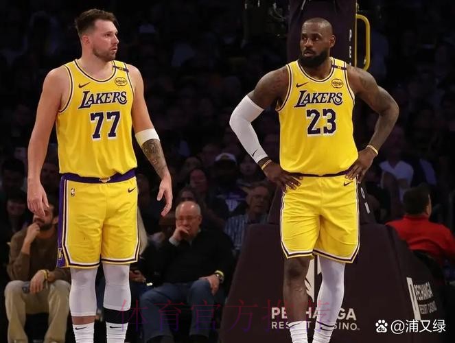 埃文-莫布利全场出战31分钟,14中7得到16分7板5助1断1帽 埃文-莫布利全场出战31分钟,14中7得到16分7板5助1断1帽